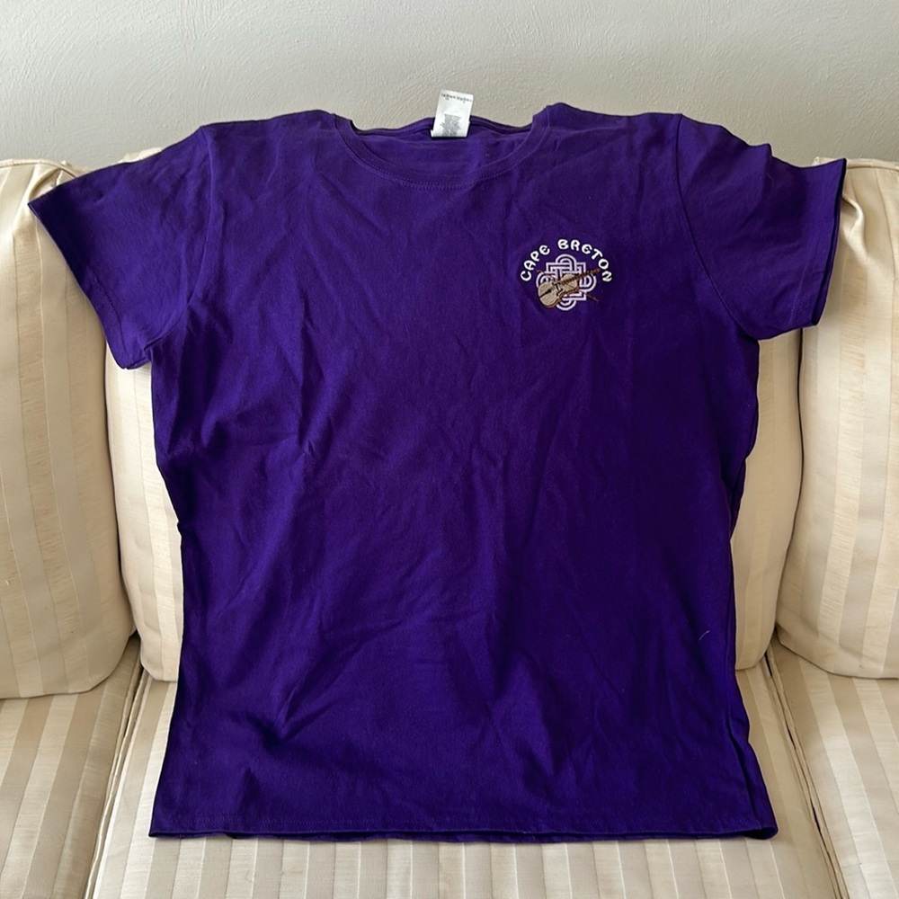 Short sleeve tee